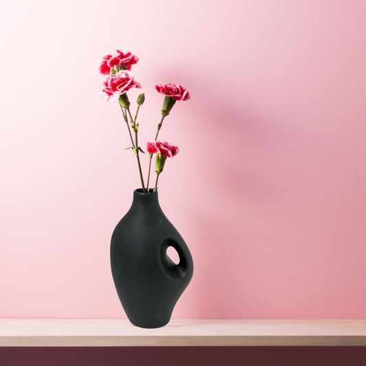 【アウトレット品】とって付き ブラックの陶器の花瓶　Mサイズ