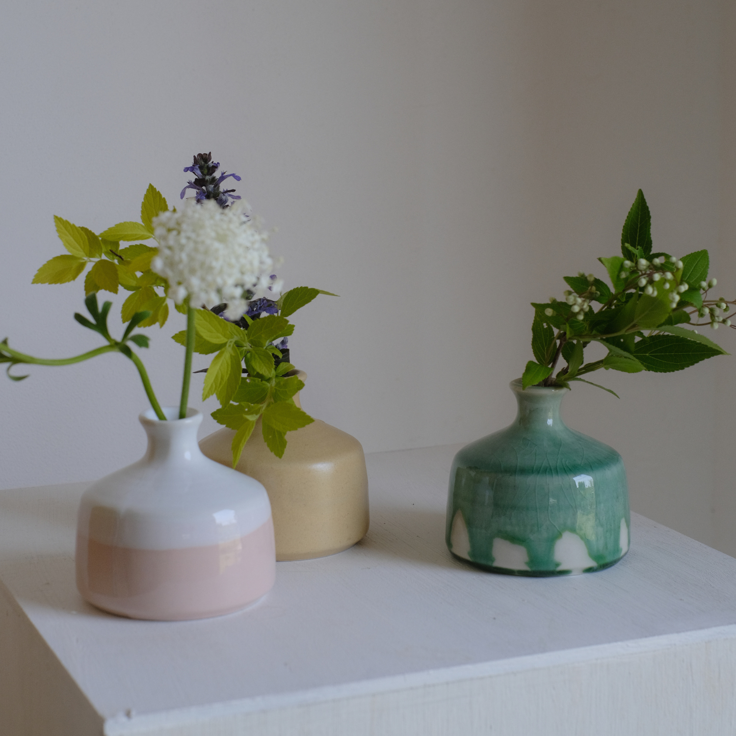 日本製|かわいい陶器の花瓶|美濃焼|北欧風|なで肩小瓶@鉢の 日本製|かわいい陶器の花瓶|美濃焼|北欧風|なで肩小瓶@鉢の