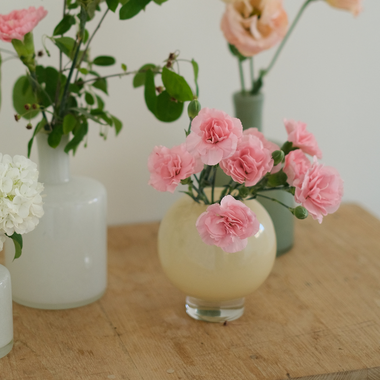 フラワーベース かわいい 通販 ガラス 花瓶 一輪挿し ミルキーカラー フラワーベース かわいい 通販 ガラス 花瓶 一輪挿し ミルキーカラー