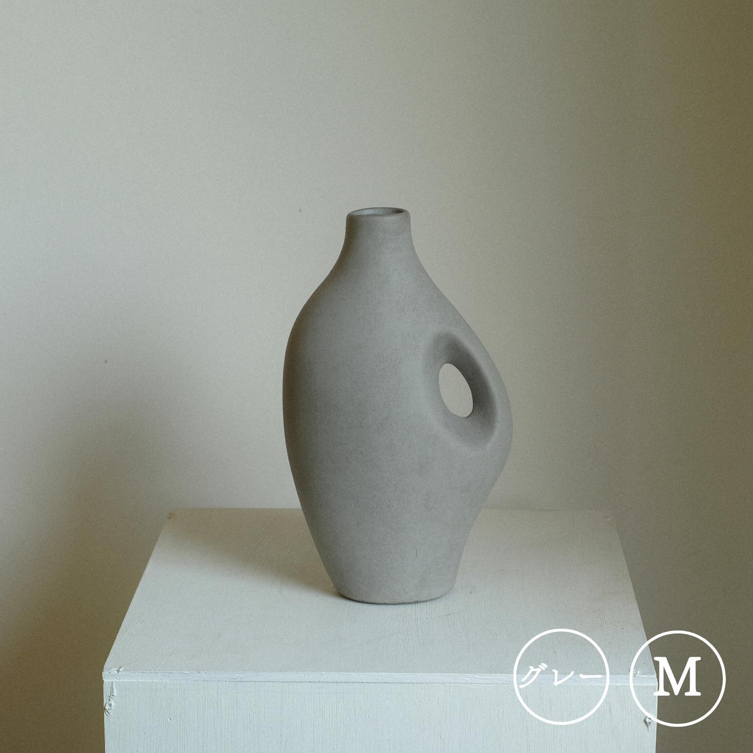 抽象模様の陶器花瓶 抽象模様の陶器花瓶