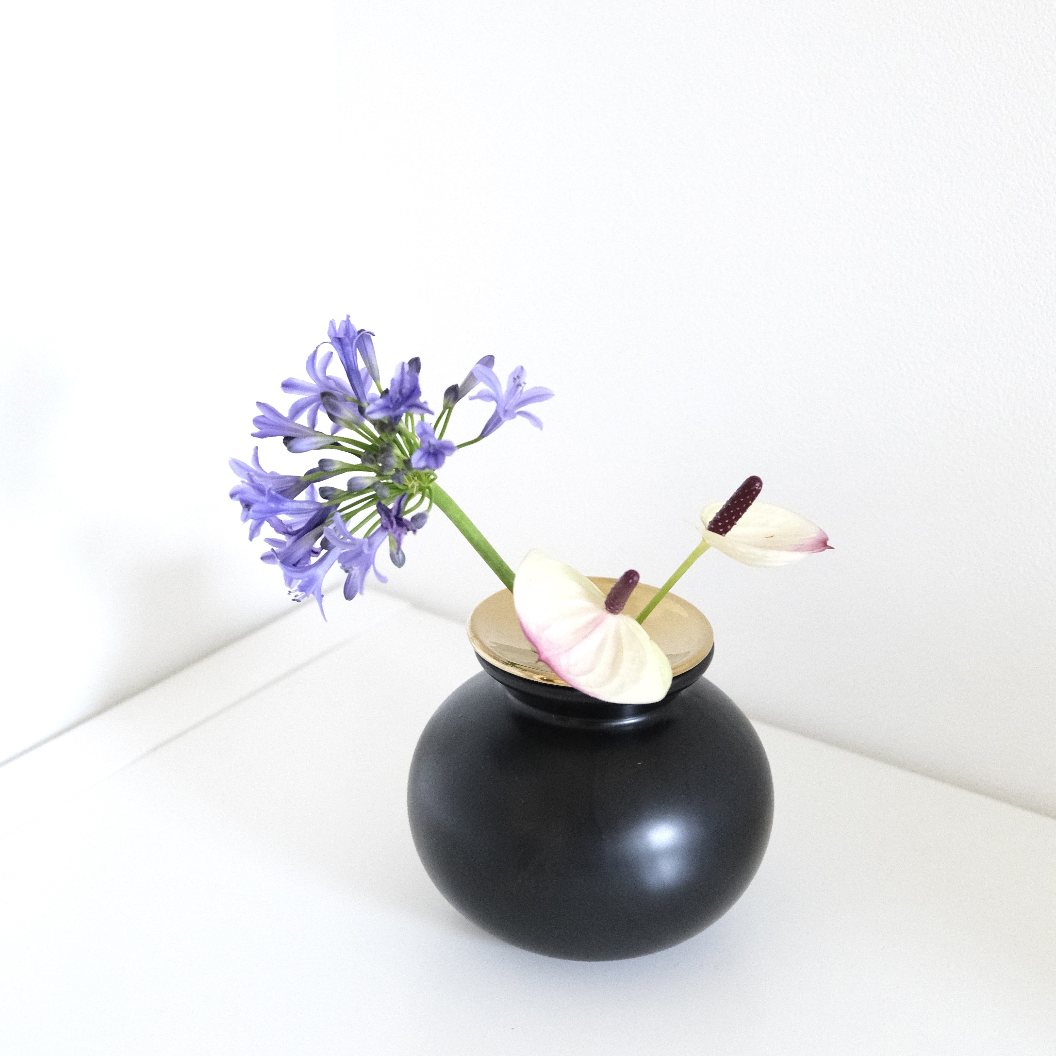 陶器の花瓶｜卓上｜マットホワイト｜北欧風｜ルナ＠鉢の専門店